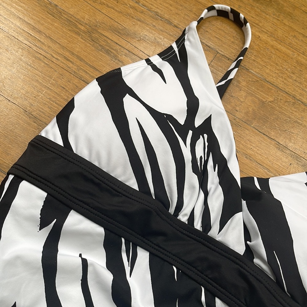 Body Shaper Swimsuit 12 | CONTOURS BY COCO REEF | Shapemaker Swimwear 12 - Picture 3 of 16